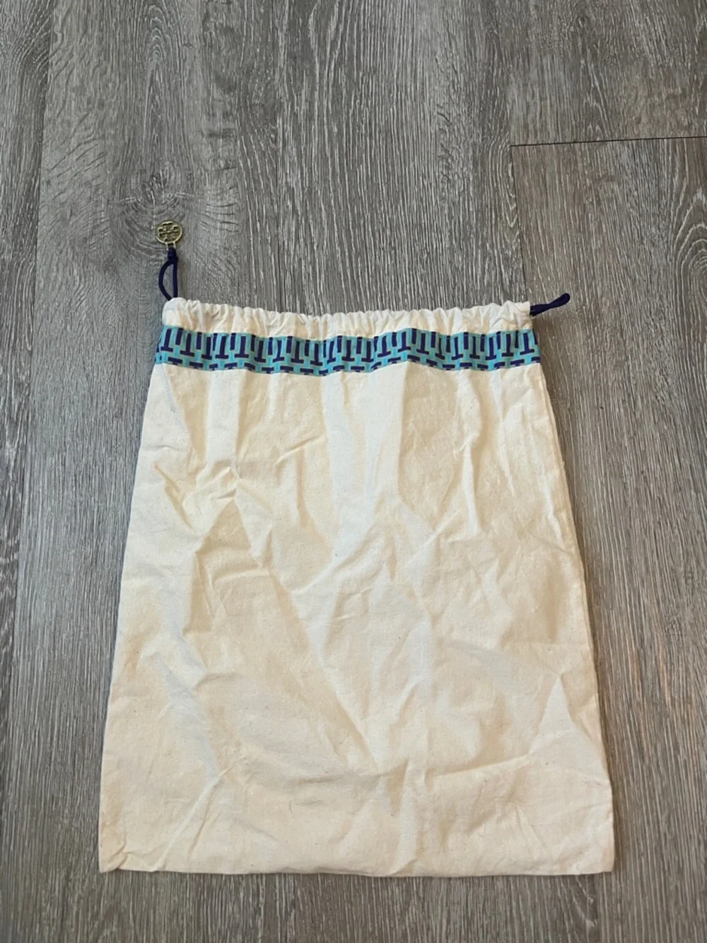 Tory Burch Cream dust bag for storage